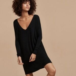 ARITZIA WILFRED FREE GAIL LONG SLEEVE V-NECK SOFT LUXE JERSEY DRESS Black XS